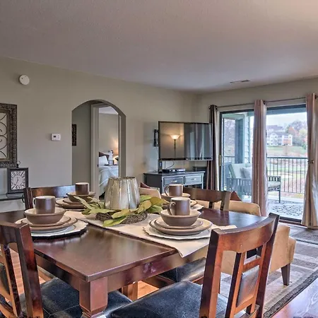 Condo Amidst Branson Action With Pool Access And Golf!